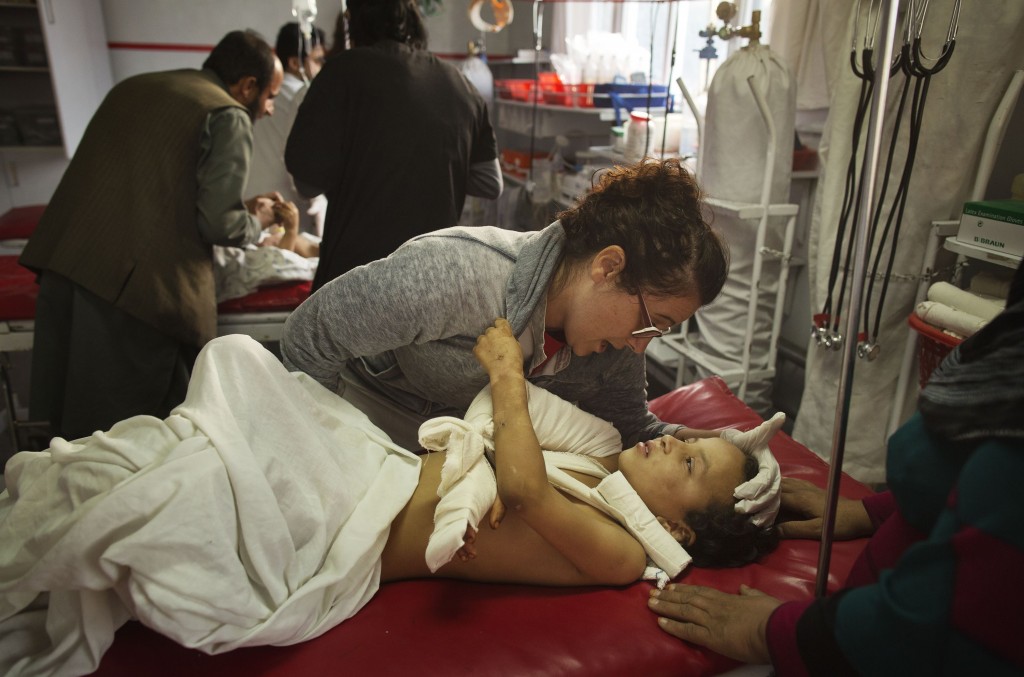 AFGHAN-HOSPITAL-AIRSTRIKE-7-58